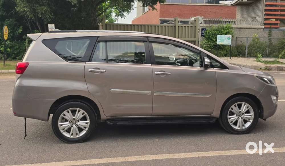 Toyota Innova Crysta, 2016, Diesel