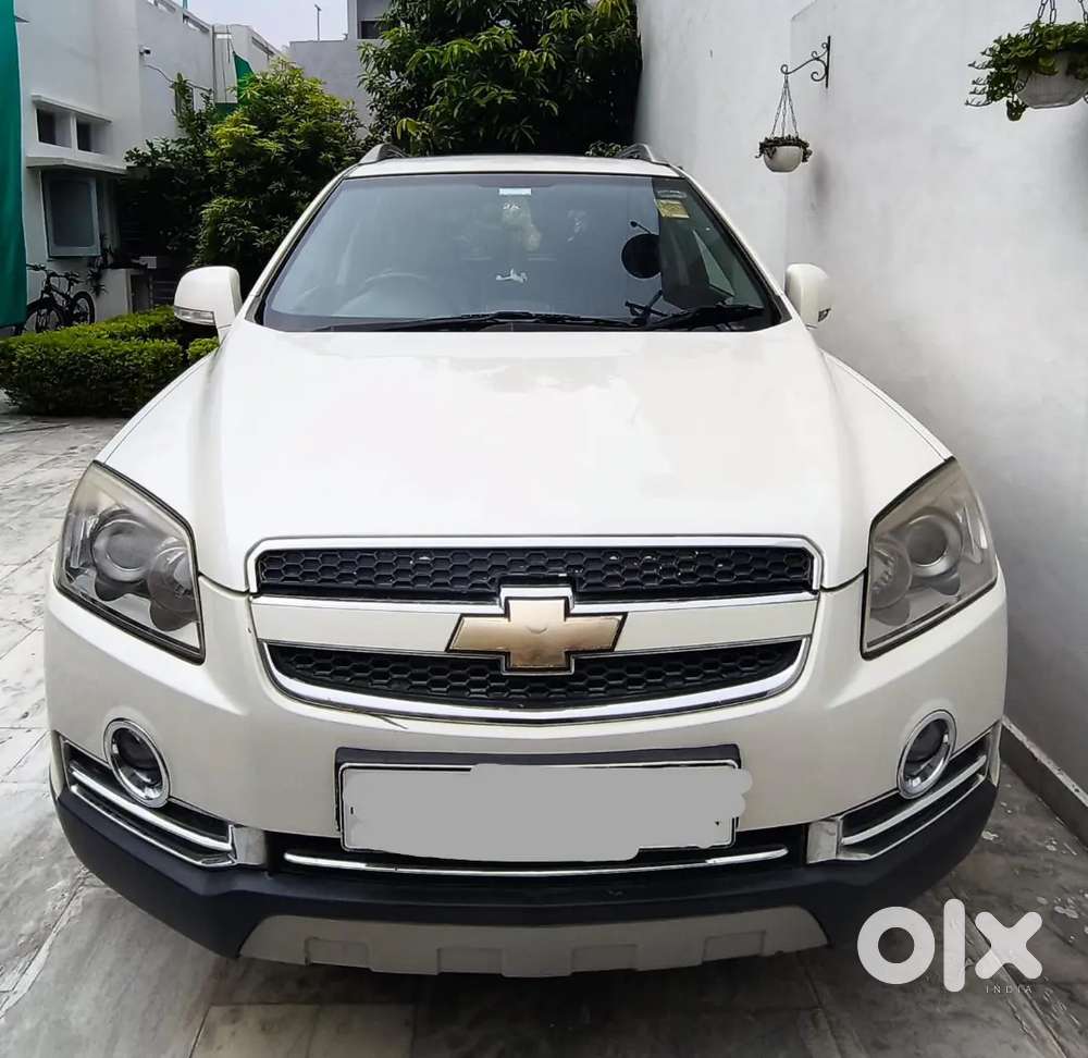 Chevrolet Captiva 2011 Top Model  7 Seater Diesel 950000 Km Driven