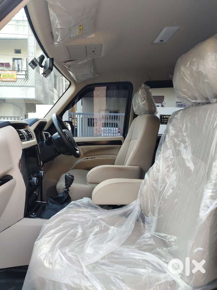 Mahindra Scorpio S11 Mt 7s, 2025, Diesel