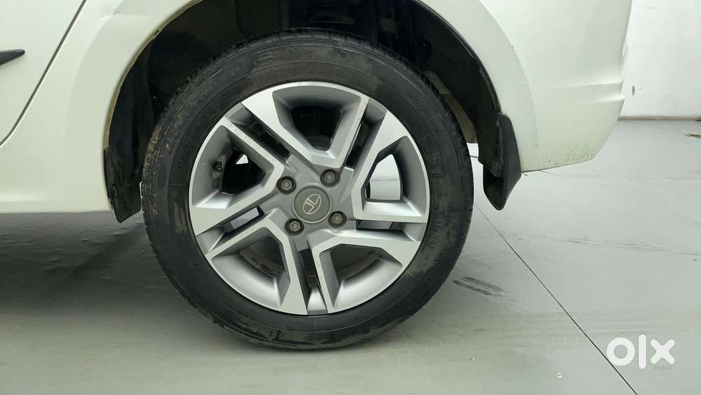 Tata Tigor Xza Plus, 2024, Petrol