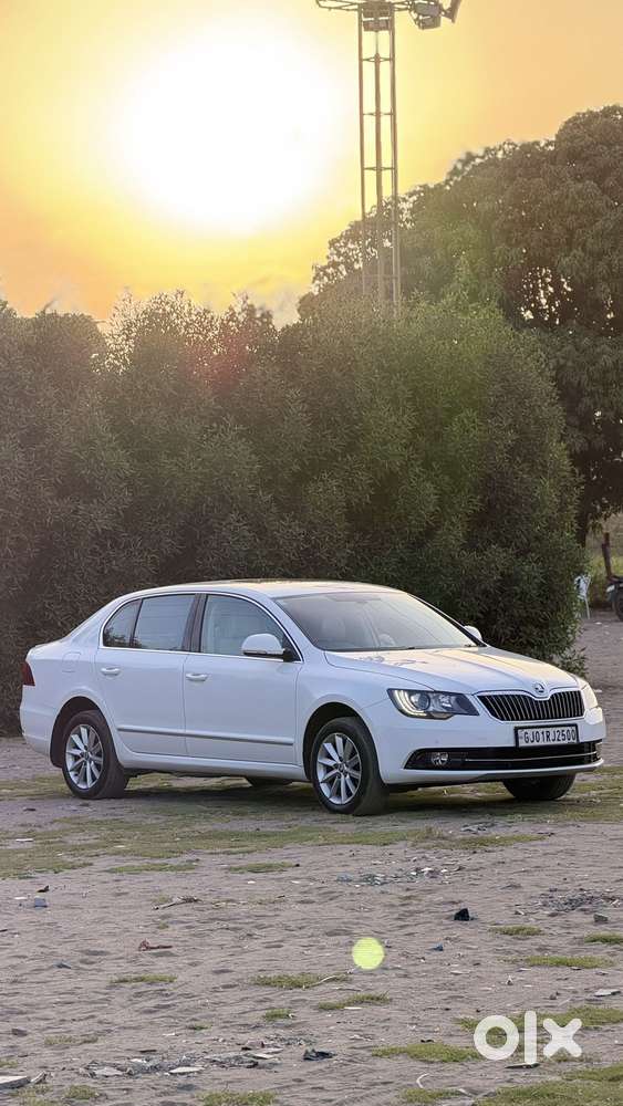 Skoda Superb 2.0 Elegance Tdi Cr At, 2015, Diesel