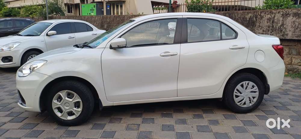 Maruti Suzuki Swift Dzire 1.3 Vxi, 2022, Petrol