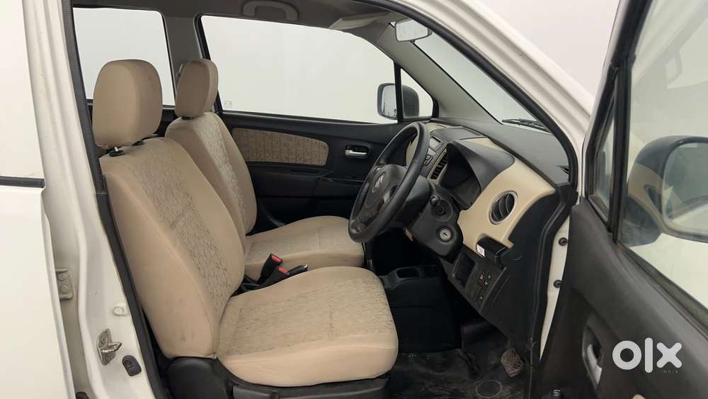 Maruti Suzuki Wagon R 1.0 Vxi Amt, 2017, Petrol