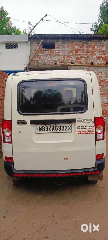 Mahindra Maxx 2014 Diesel 100500 Km Driven