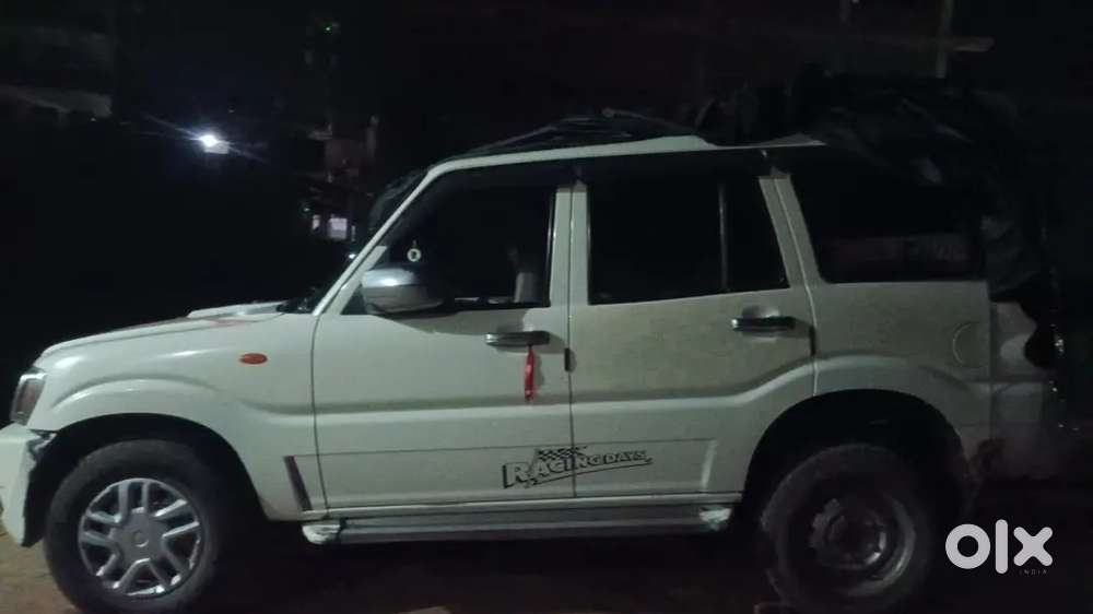 Mahindra Scorpio 2014 Diesel 100000 Km Driven