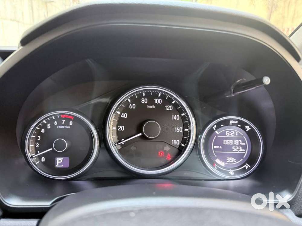 Honda Br-v I-vtec V Cvt, 2017, Petrol