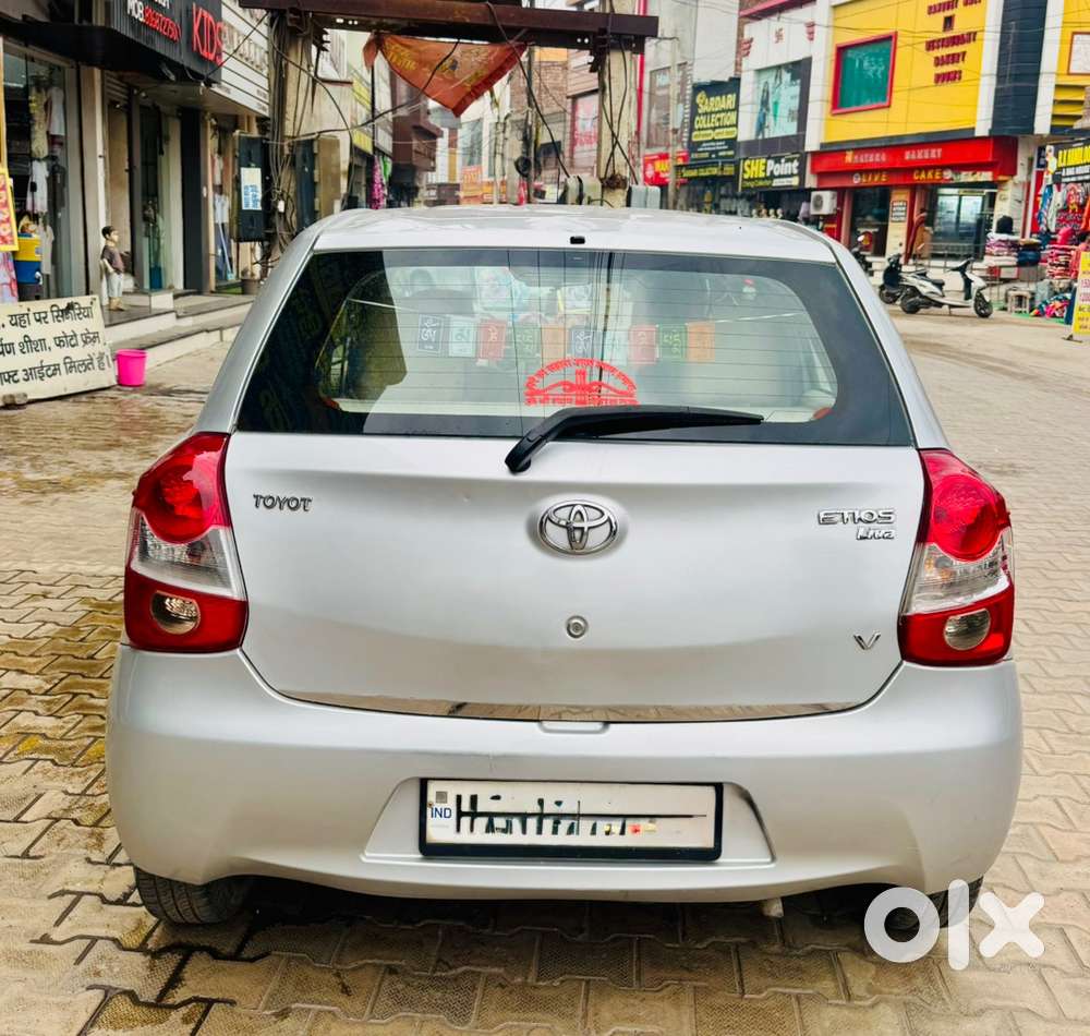 Toyota Etios Liva 2017 Petrol 99000 Km Driven