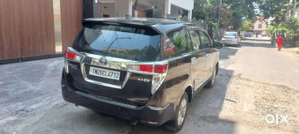 Toyota Innova Crysta