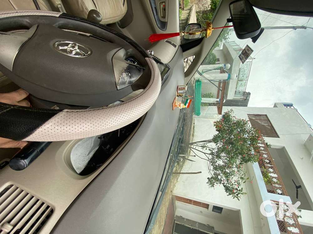 Toyota Innova 2.5 G 2012
