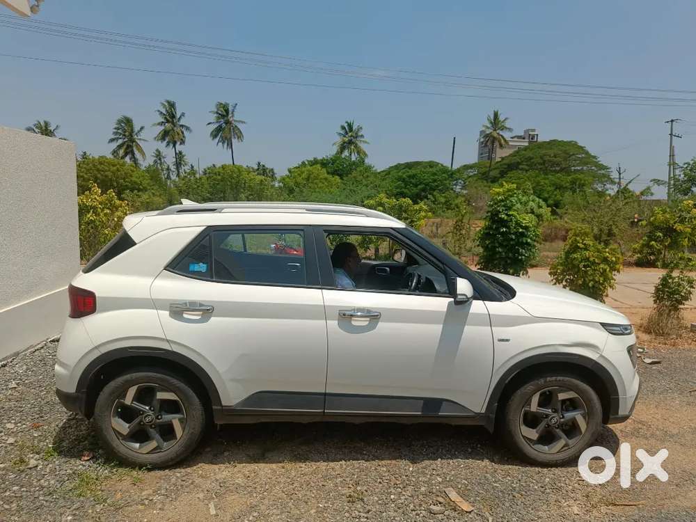 Hyundai Venue 1.0 Turbo Gdi Dct Sx Plus  Automatic Well Maintained Car