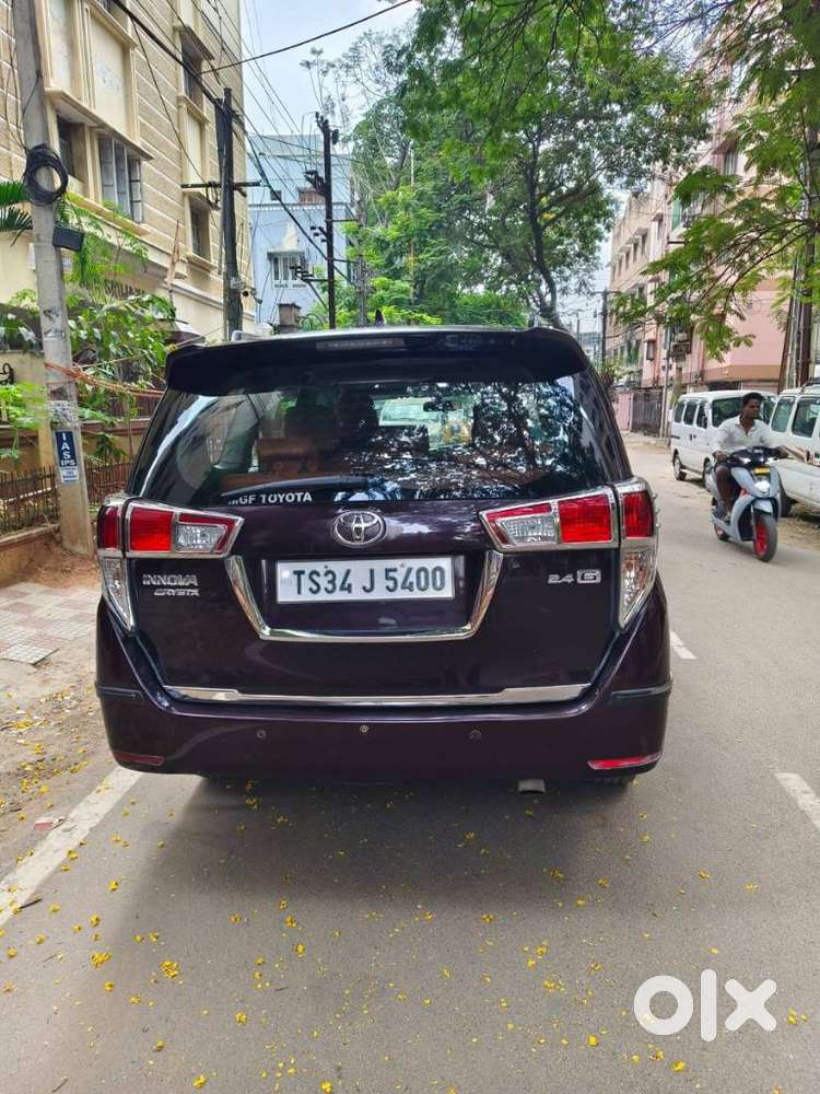 Toyota Innova Crysta G 8 Str, 2016, Diesel
