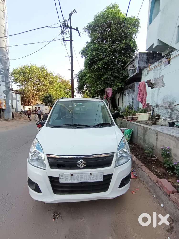 Maruti Suzuki Wagon R Stingray 2013