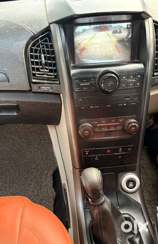 Mahindra Xuv500 2.2 W10, 2015, Diesel