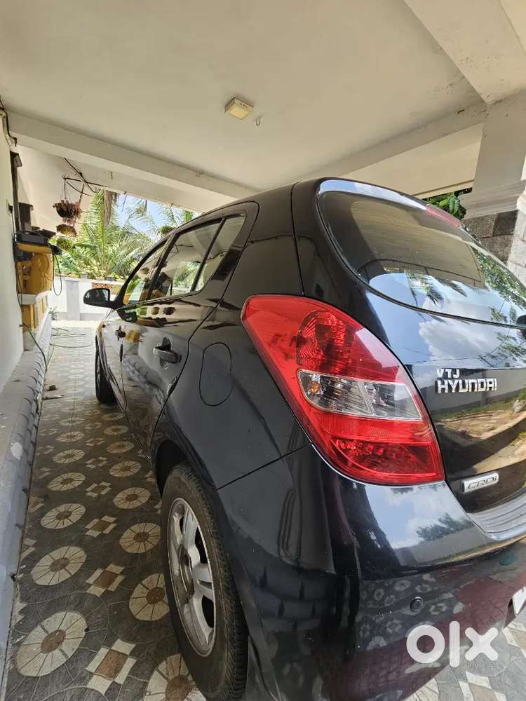 ​top-end Hyundai I20 Asta Diesel Abs, Ebd & Airbags