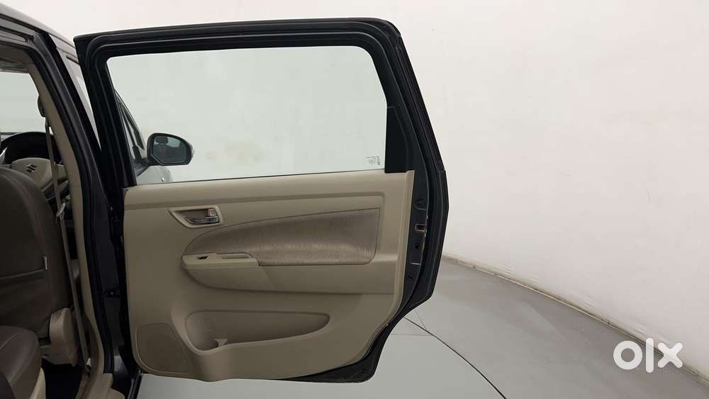 Maruti Suzuki Ertiga 2012-2015 Vxi Cng, 2014, Cng & Hybrids