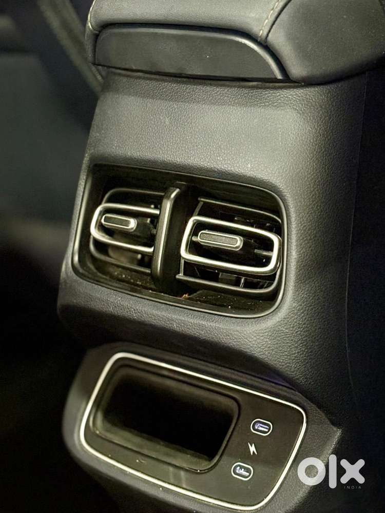 Hyundai Alcazar Signature 1.5 Petrol Dct 7str, 2024, Petrol