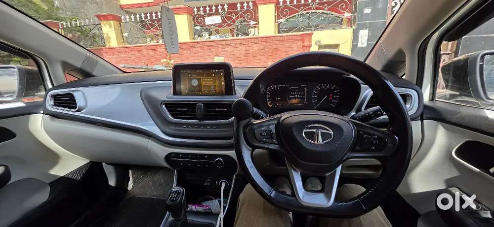 Tata Altroz 2022 Petrol Top Model In Good Condition