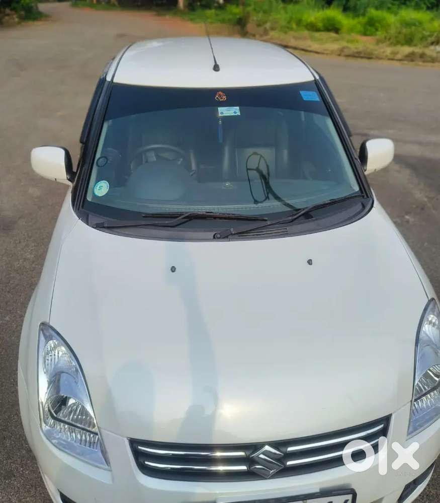 Maruti Suzuki Dzire 1.2 Vxi 2010