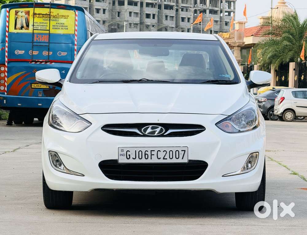 Hyundai Verna 1.6 Sx, 2012, Petrol