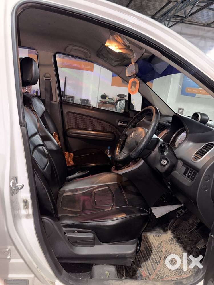 Maruti Suzuki Ritz Vxi, 2014, Petrol