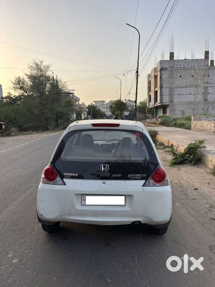 Honda Brio Petrol 2013