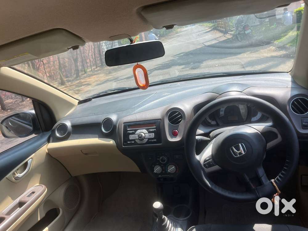 Honda Brio 2011-2013 V Mt, 2012, Petrol