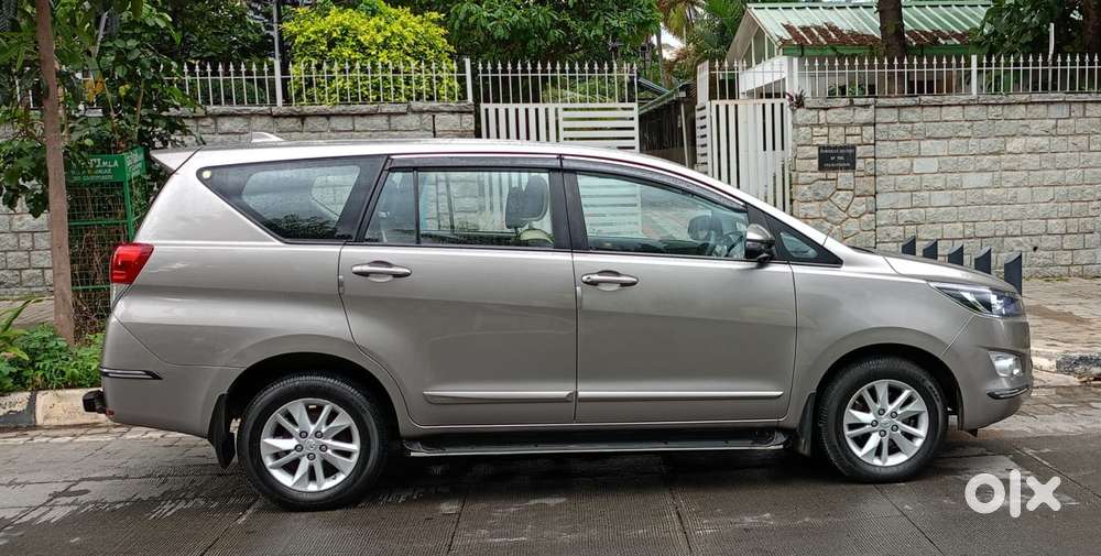 Toyota Innova Crysta [2020-ongoing] 2.4 Gx At 7 Str, 2020, Diesel