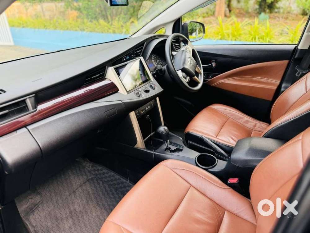 Toyota Innova Crysta 2.8 Gx At, 2017, Diesel