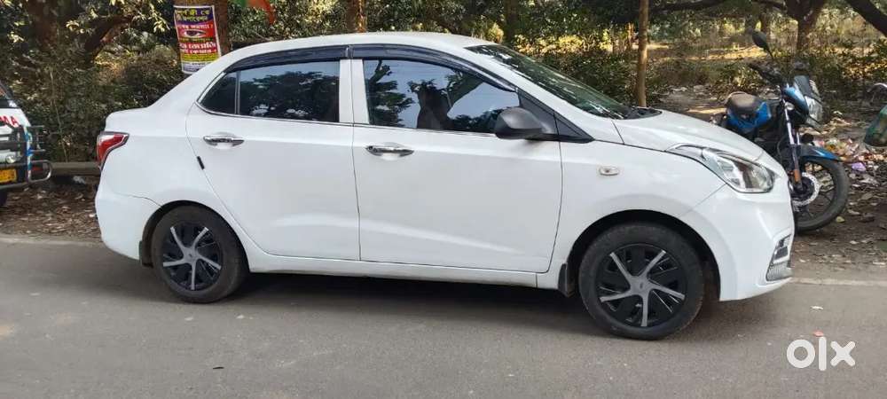 Hyundai Xcent 2017 Petrol/lpg Well Maintained