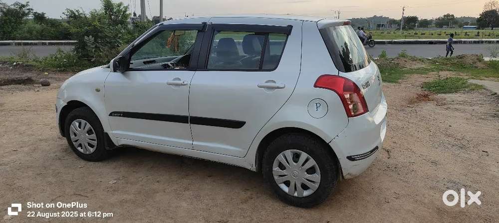 Maruti Suzuki Swift 2011
