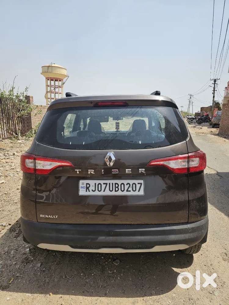 Renault Triber Rxt Petrol Mt 1.0l Ece