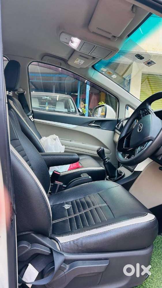 Mahindra Marazzo M6, 2019, Diesel