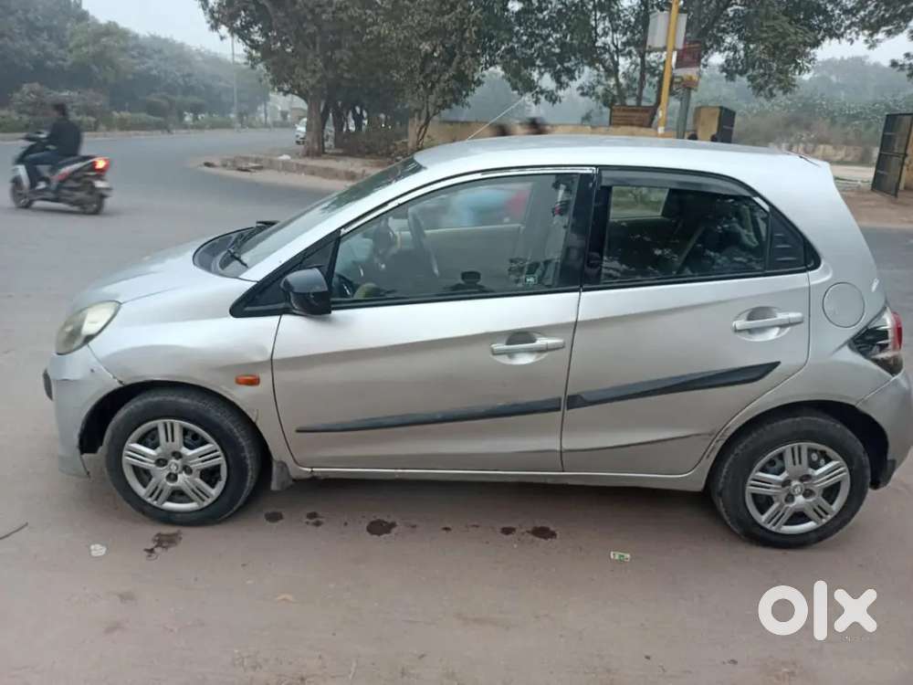 Honda Brio 2012 Petrol 80000 Km Driven