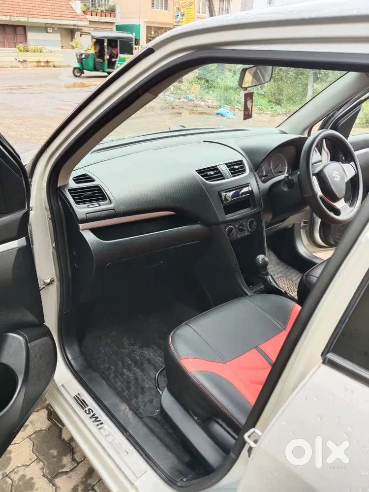 Maruti Suzuki Swift Vxi Model 2011