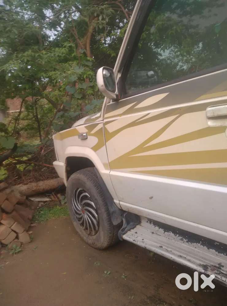 Tata Sumo Gold 2012 Diesel 60000 Km Driven