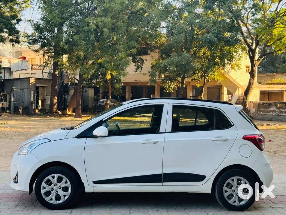 Hyundai Grand I10 Sportz Edition, 2017, Petrol