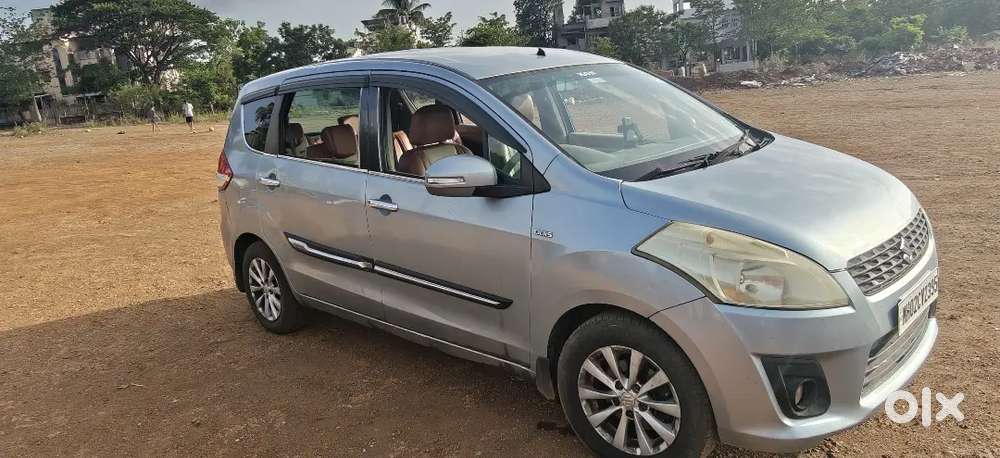 Maruti Suzuki Ertiga 20012 गाडी फुल कंडिशन आहे