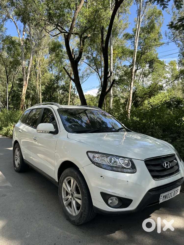 Hyundai Santa Fe 2011 Model