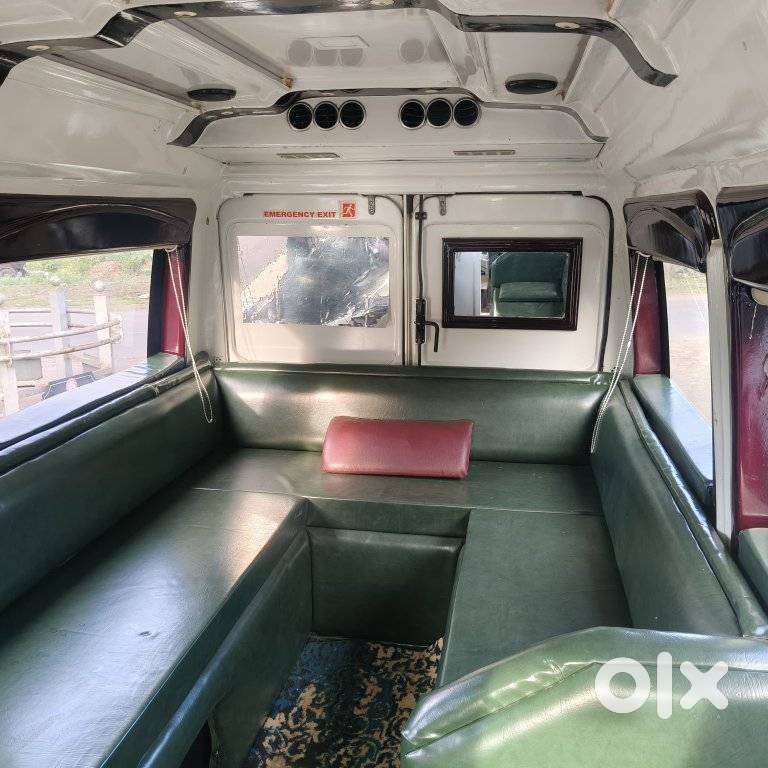 Force Motors Urbania 3350wb 10-seater, 2018, Diesel