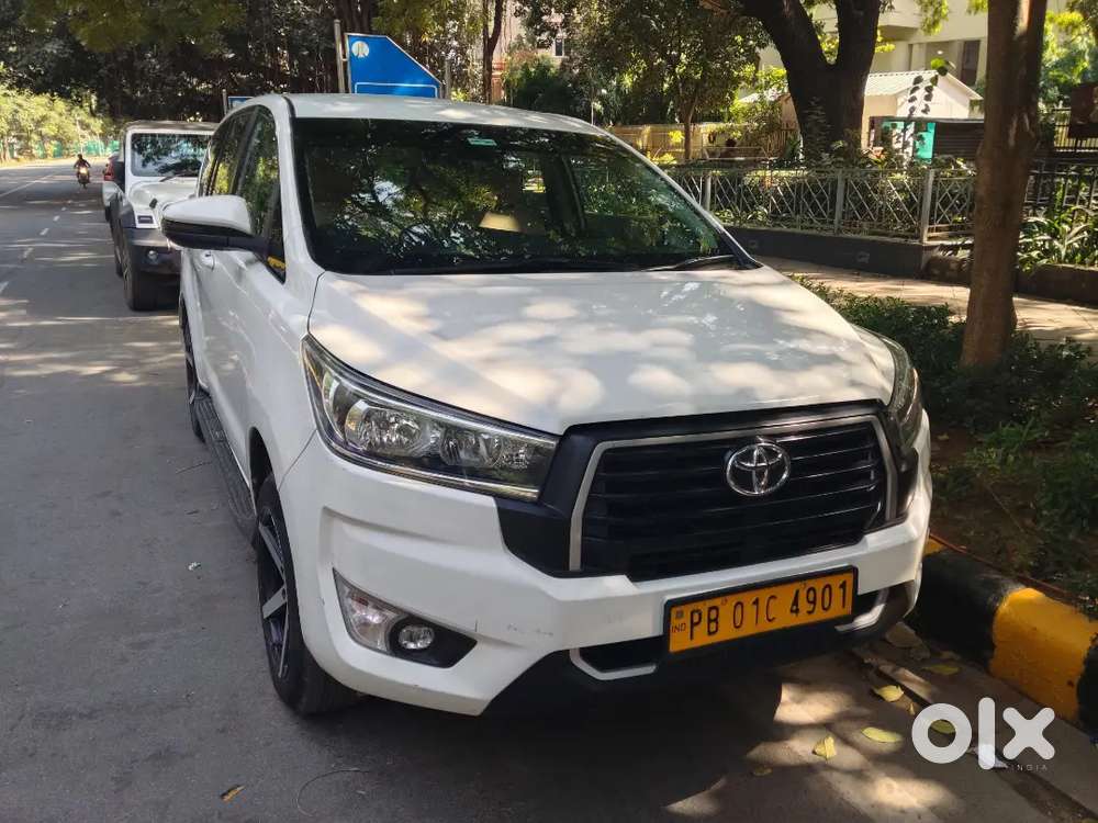 Toyota Innova Crysta 6+1 Alloy Wheel, New Tyres, Good Condition, New B