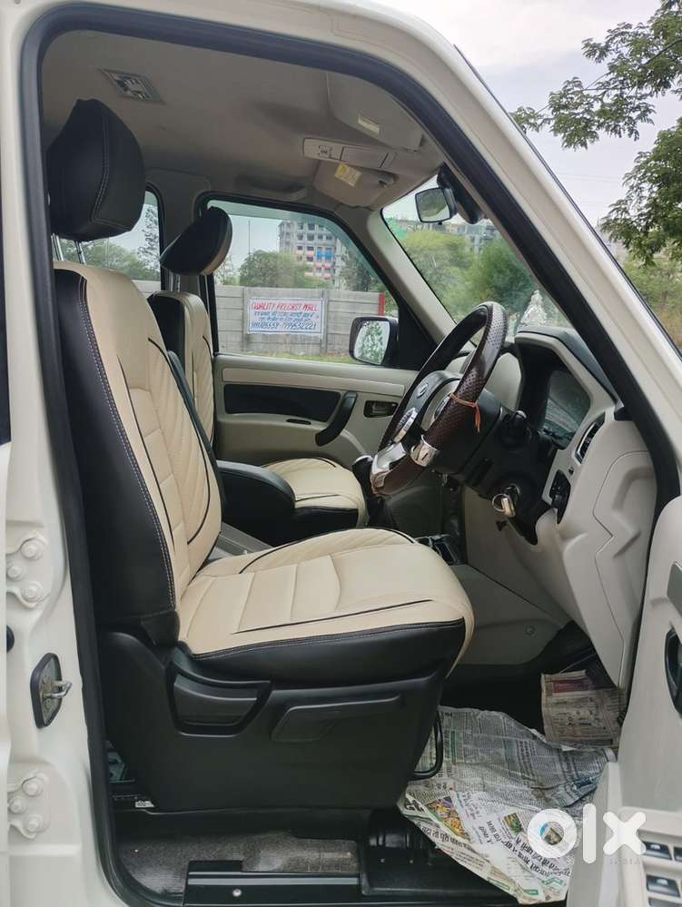 Mahindra Diesel Car 2019 S11