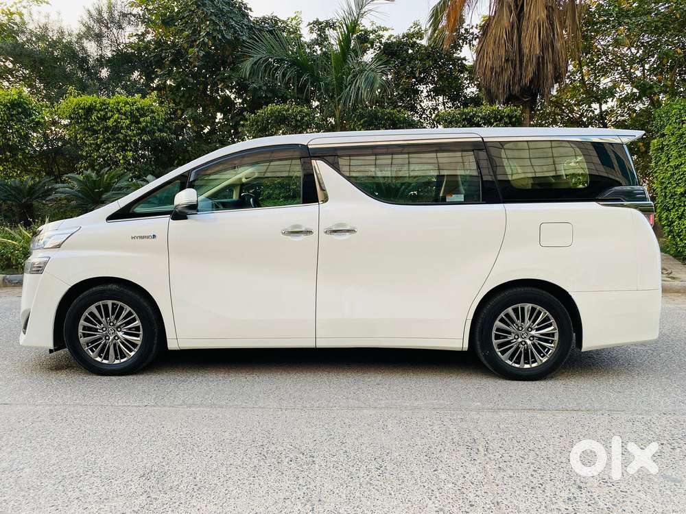 Toyota Vellfire Vip – Executive Lounge, 2021, Cng & Hybrids