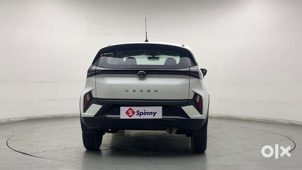 Tata Nexon 1.2 Revotron Xma Amt, 2025, Petrol