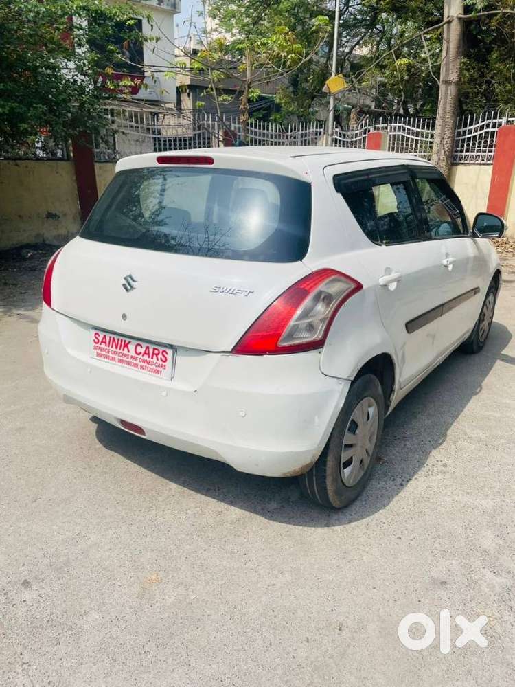 Maruti Suzuki Swift 2011-2014 Vxi, 2012, Petrol