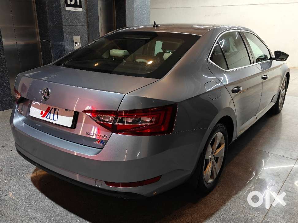 Skoda Superb Style 1.8 Tsi Mt, 2016, Petrol