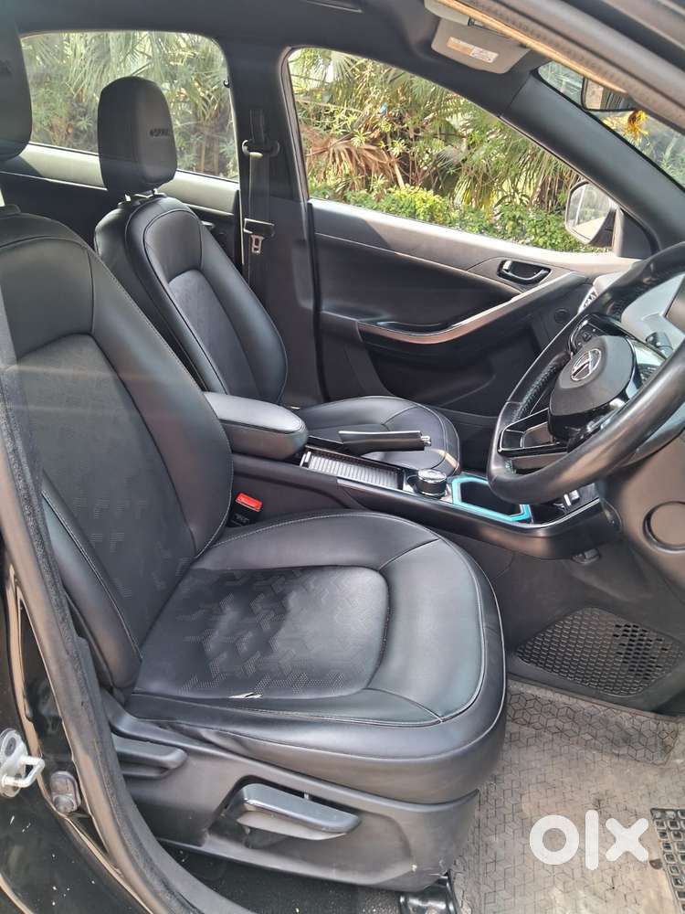 Tata Nexon Ev Xz Plus Dark Edition, 2022, Electric