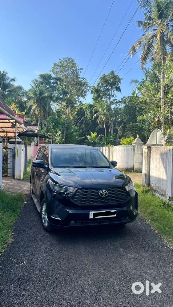 Toyota Innova Hycross 2023 Automatic