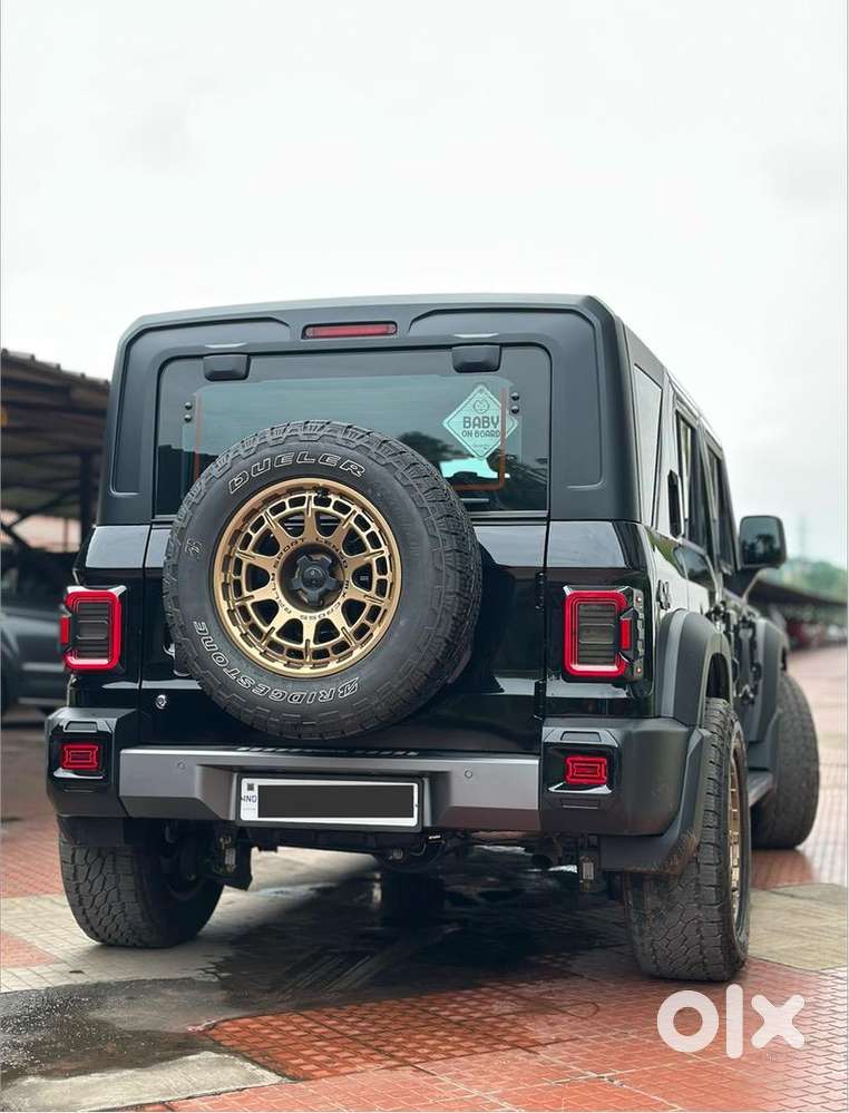 Thar Roxx Ax7l Diesel At 4x4  Fully Loaded  2025/12