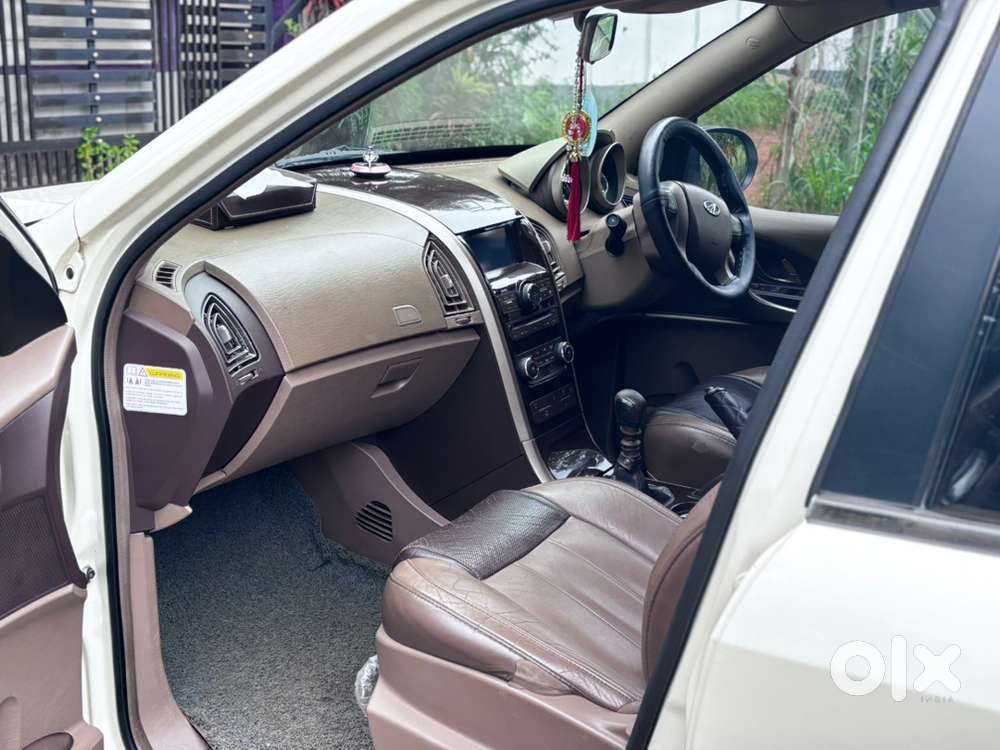 Mahindra Xuv500 Fwd W8 Bs 4