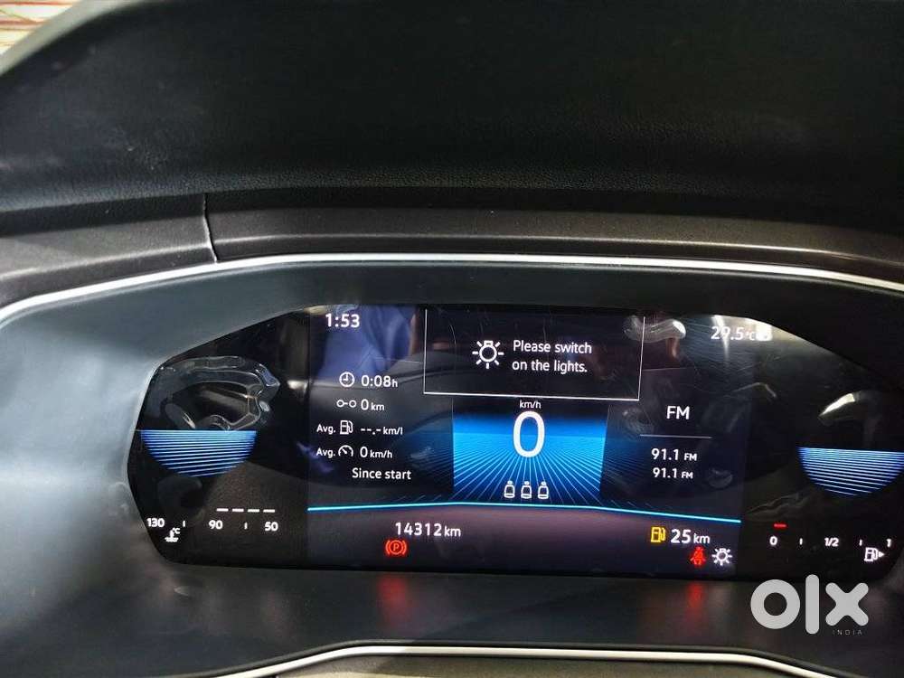 Volkswagen Taigun 1.0 Tsi Topline, 2024, Petrol